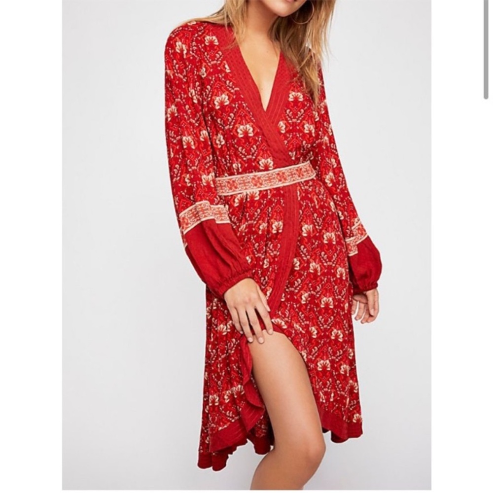 Spell Jewel Soire Dress - Picture 2 of 12